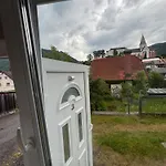 Park Kertes Haz A Park Mellett Gyoenyoeru Kilatassal Dog Friendly Garden House With A Wonderful View Next To The Park Murau