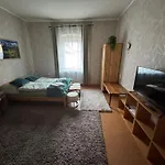 Apartment Park Kertes Haz A Park Mellett Gyoenyoeru Kilatassal Dog Friendly Garden House With A Wonderful View Next To The Park Murau