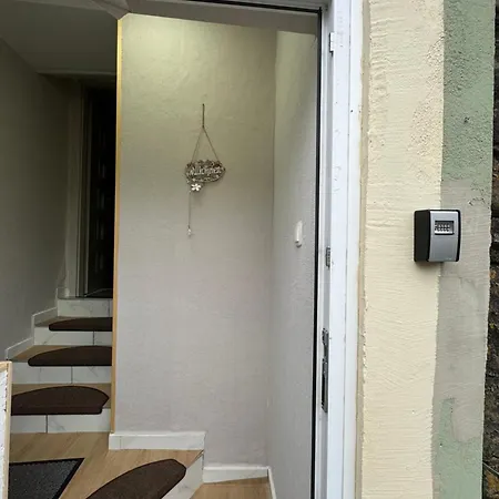 Apartment Park Kertes Haz A Park Mellett Gyoenyoeru Kilatassal Dog Friendly Garden House With A Wonderful View Next To The Park Murau