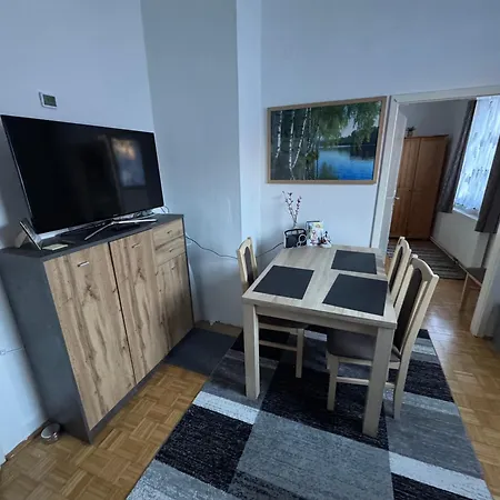 Park Kertes Ház A Park Mellett Gyönyörű Kilátással Dog Friendly Garden House With A Wonderful View Next To The Park