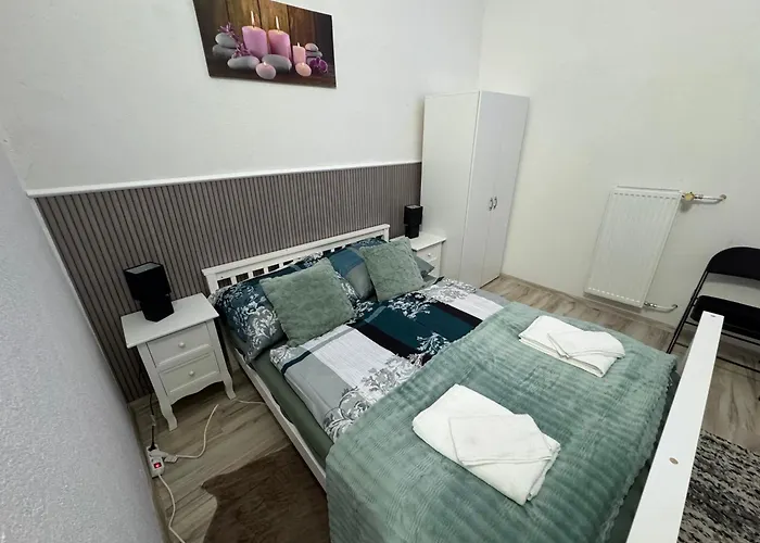 Park Kertes Ház A Park Mellett Gyönyörű Kilátással Dog Friendly Garden House With A Wonderful View Next To The Park *