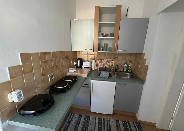 Park Kertes Ház A Park Mellett Gyönyörű Kilátással Dog Friendly Garden House With A Wonderful View Next To The Park Apartamento