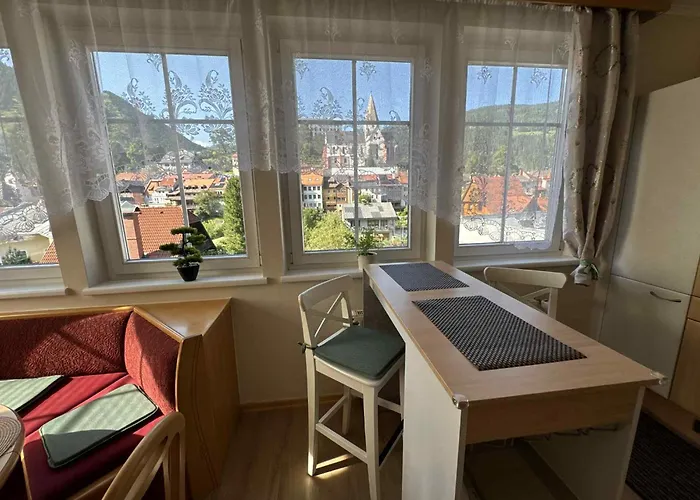 Park Kertes Ház A Park Mellett Gyönyörű Kilátással Dog Friendly Garden House With A Wonderful View Next To The Park