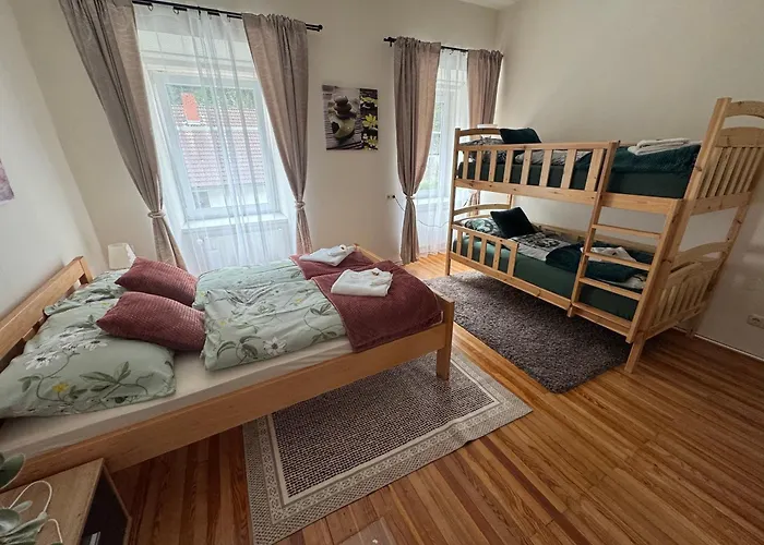 Apartamento Park Kertes Ház A Park Mellett Gyönyörű Kilátással Dog Friendly Garden House With A Wonderful View Next To The Park Murau