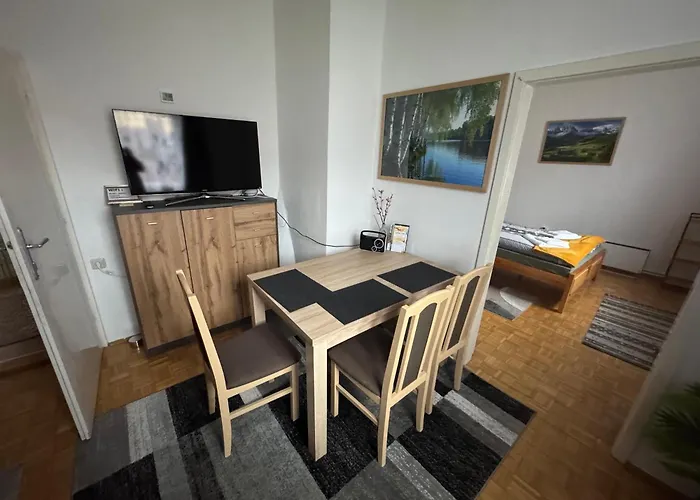 Park Kertes Ház A Park Mellett Gyönyörű Kilátással Dog Friendly Garden House With A Wonderful View Next To The Park *