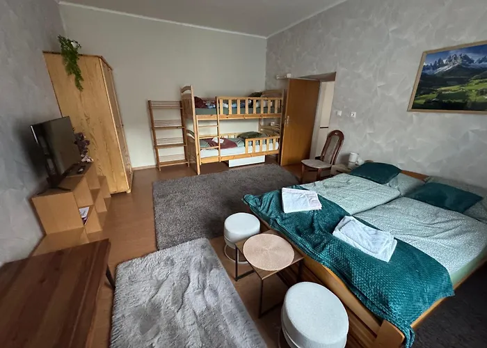 Park Kertes Ház A Park Mellett Gyönyörű Kilátással Dog Friendly Garden House With A Wonderful View Next To The Park Apartamento Murau